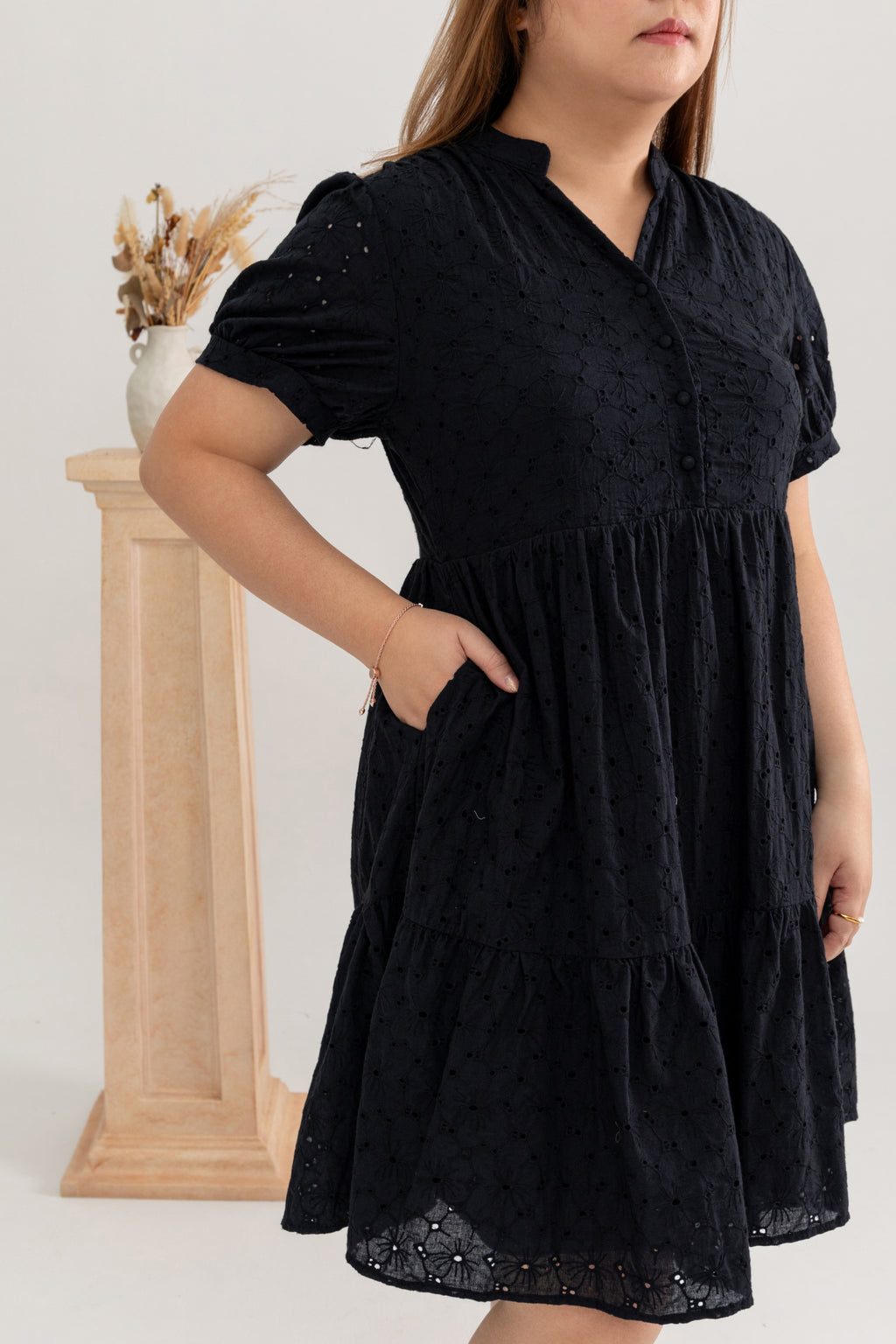 Eyelet Summer Tiered Dress (Black)