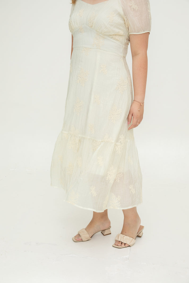 Fleur Noir Tales Embroidery Midi Dress (Antique Ivory)