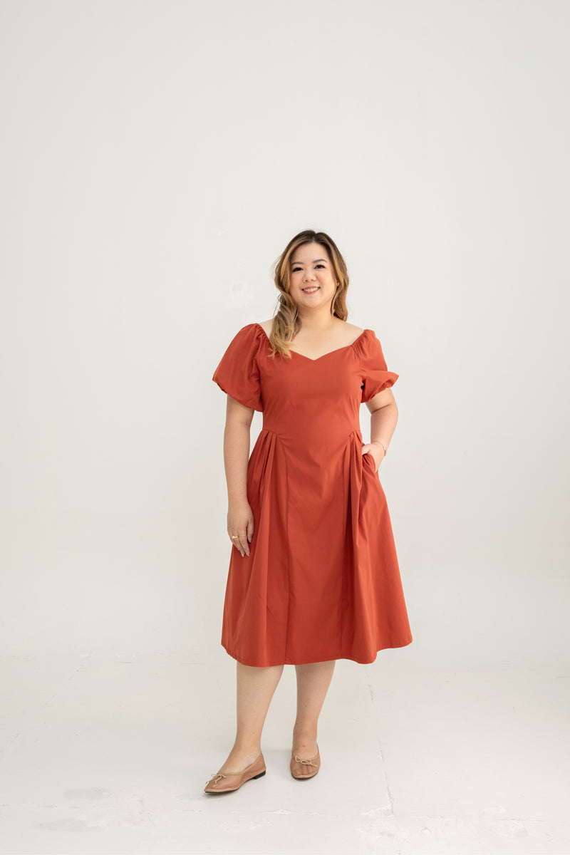 Aurora Sweetheart Midi (Red)