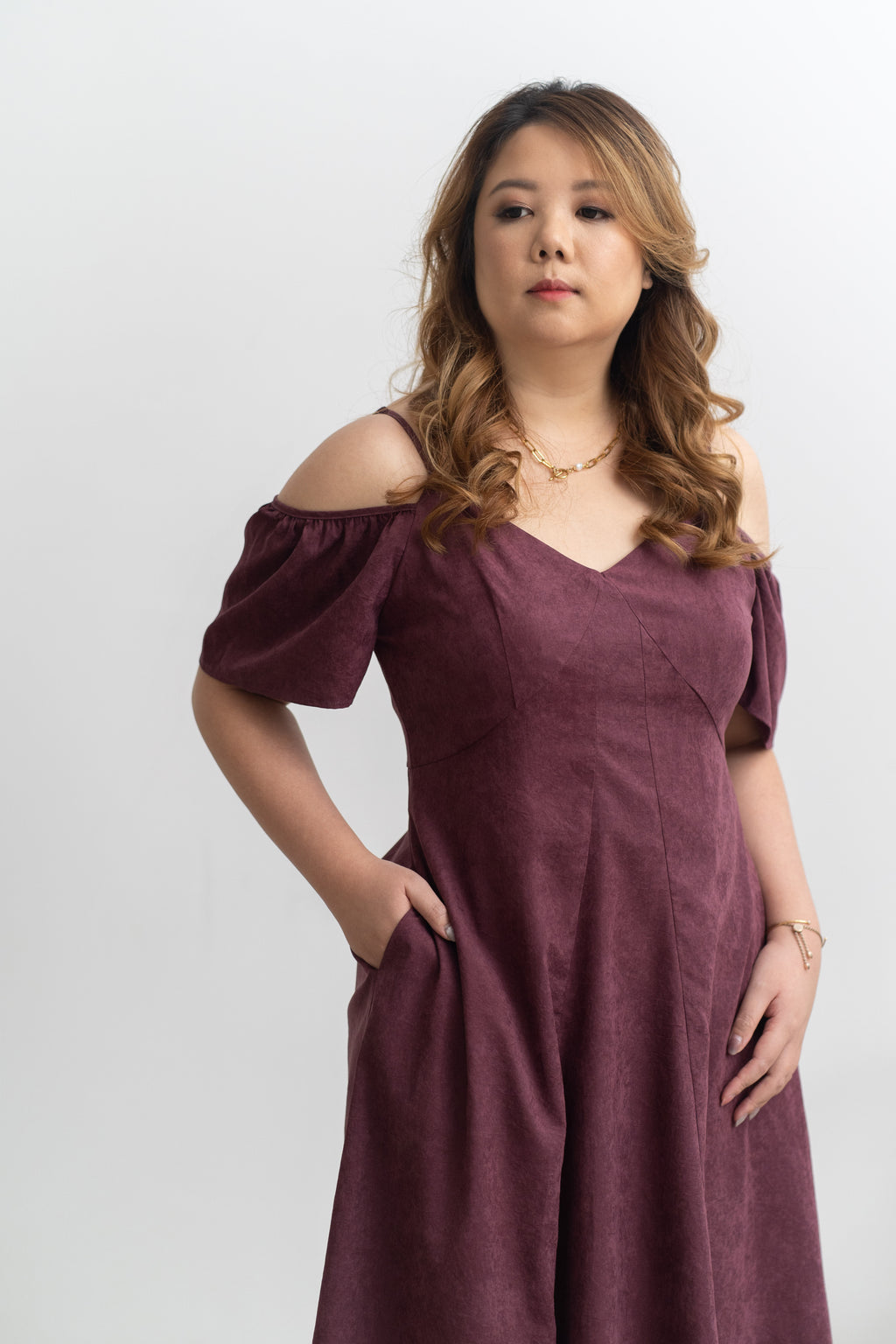 Cold-Shoulder Panel Dress (Violet Plum)