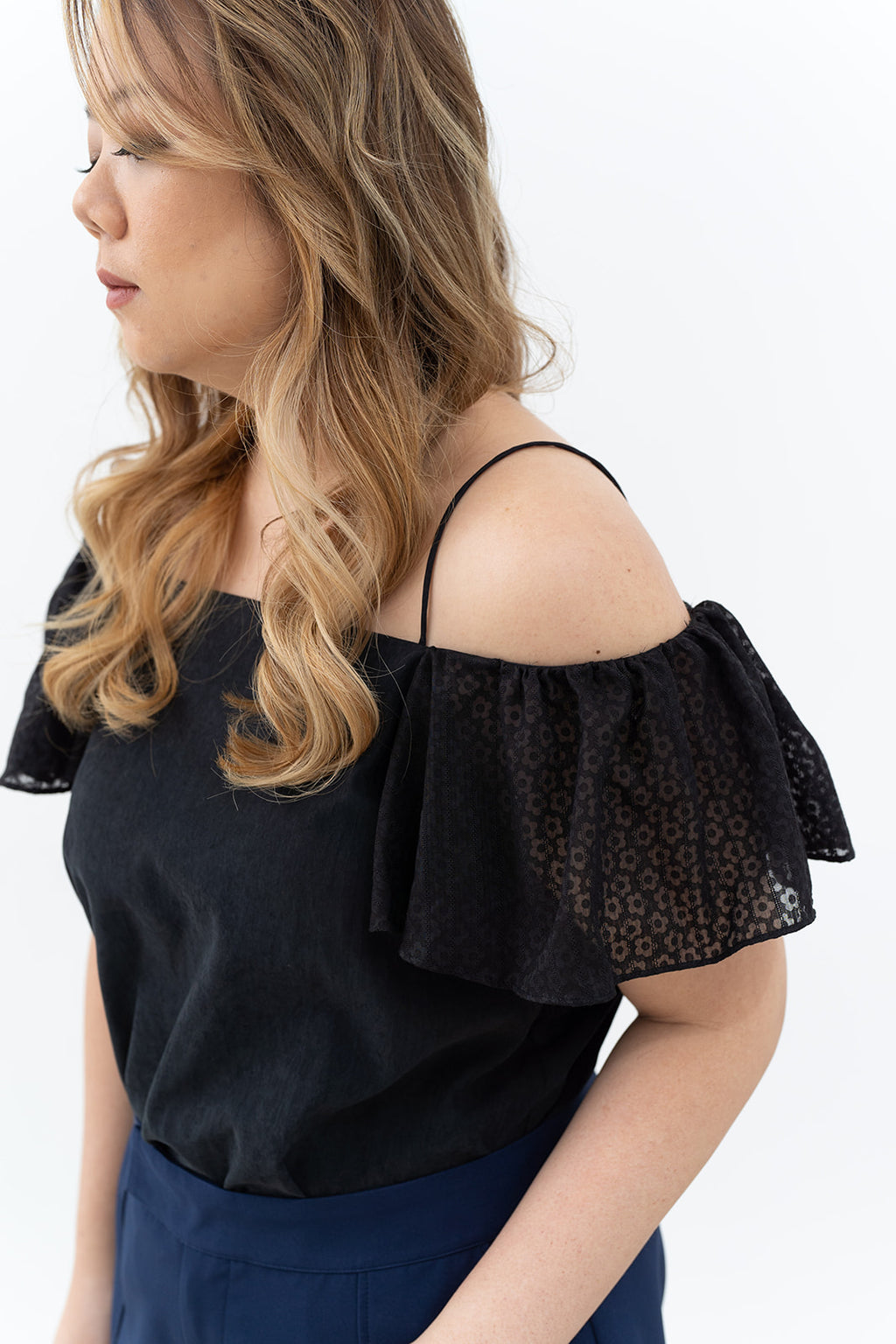 Daisy Textured Sleeves Top (Black)