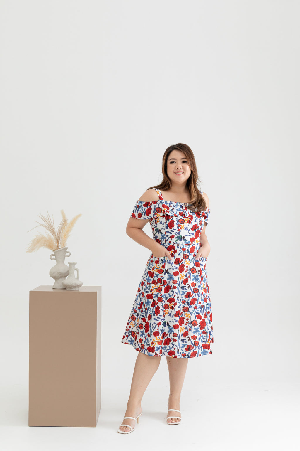 Front Pockets Midi Dress (Scarlet Tulips)