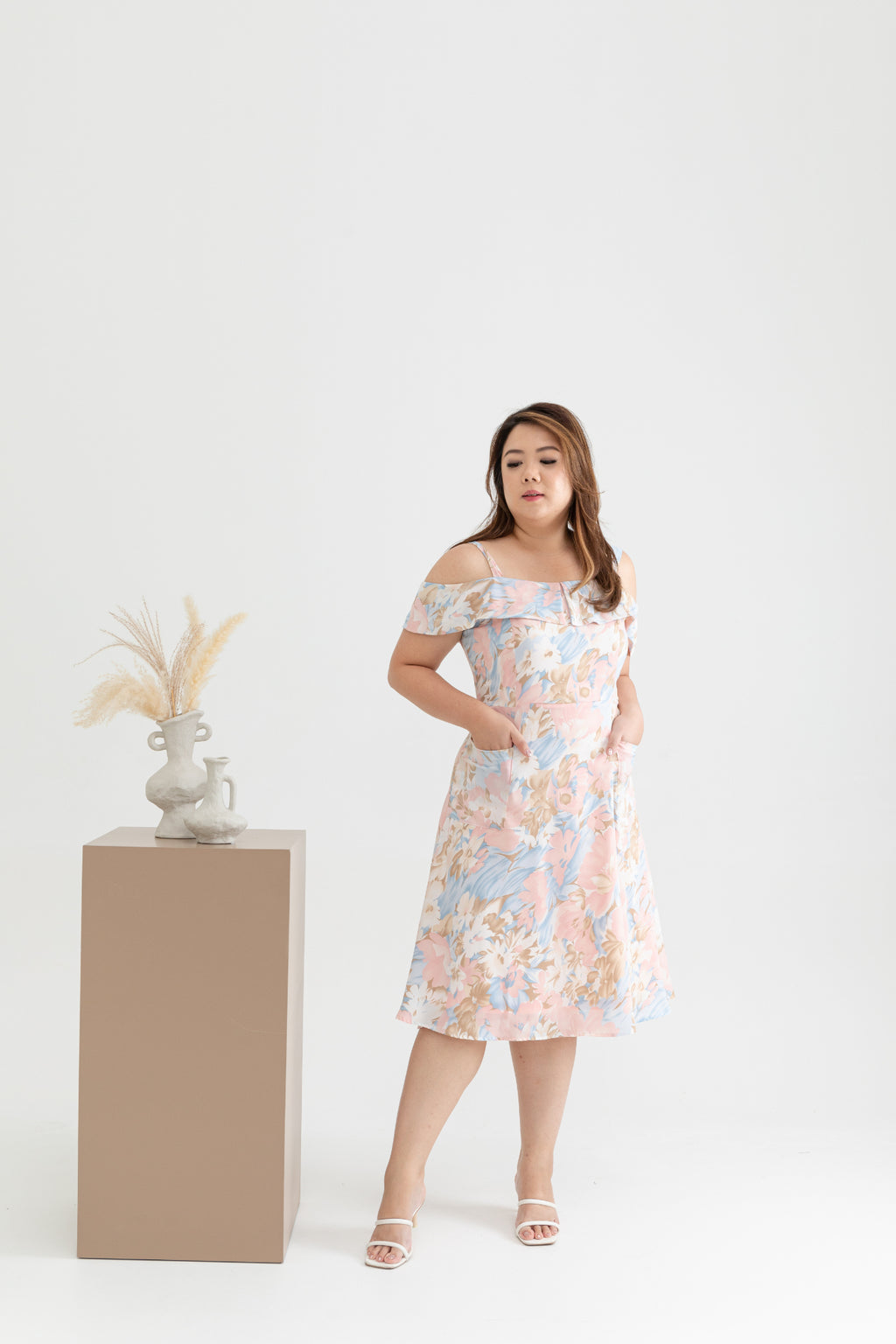 Front Pockets Midi Dress (Pink Rainflowers)