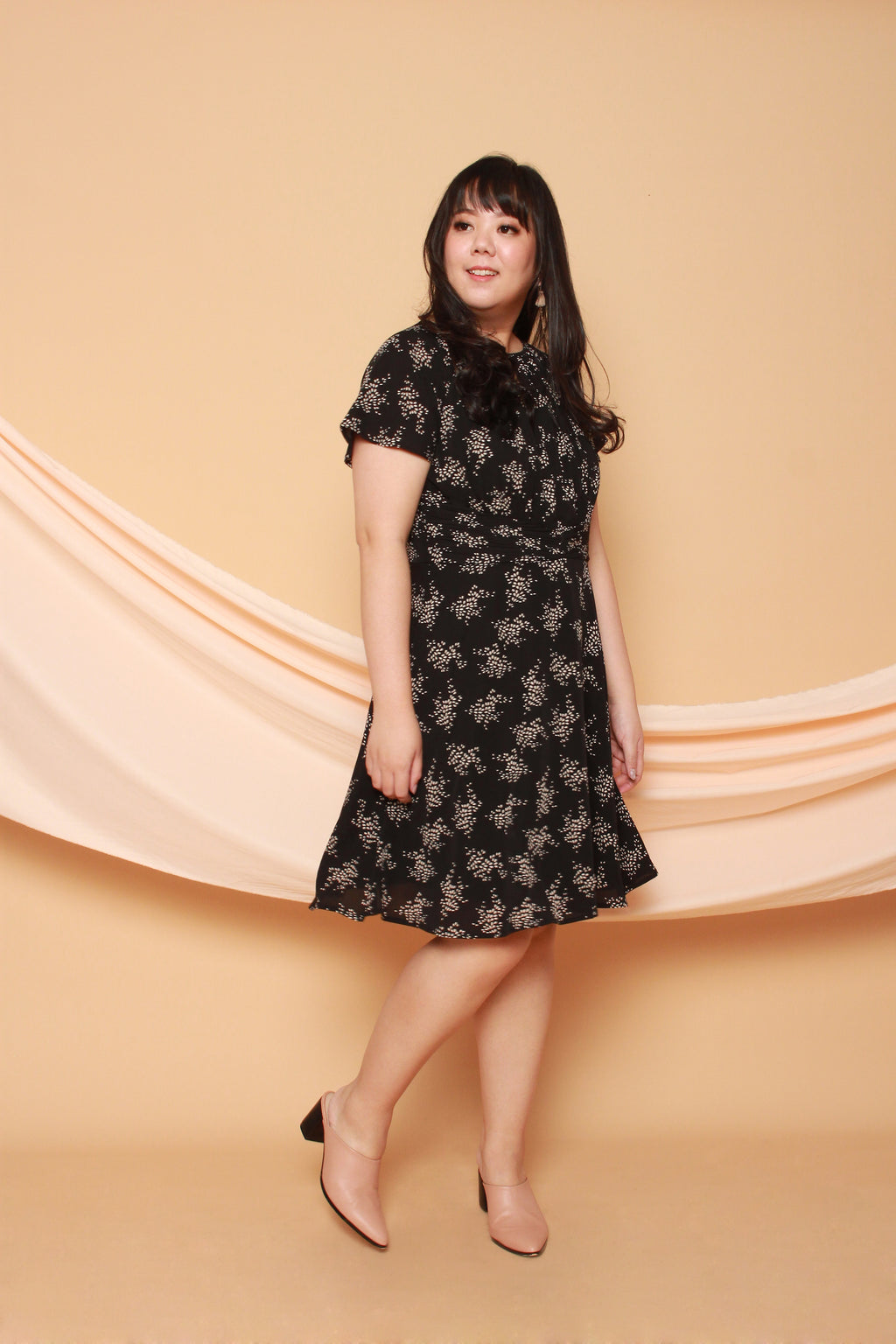 Keyhole Neckline Flare Dress (Black), Dress - 1214 Alley