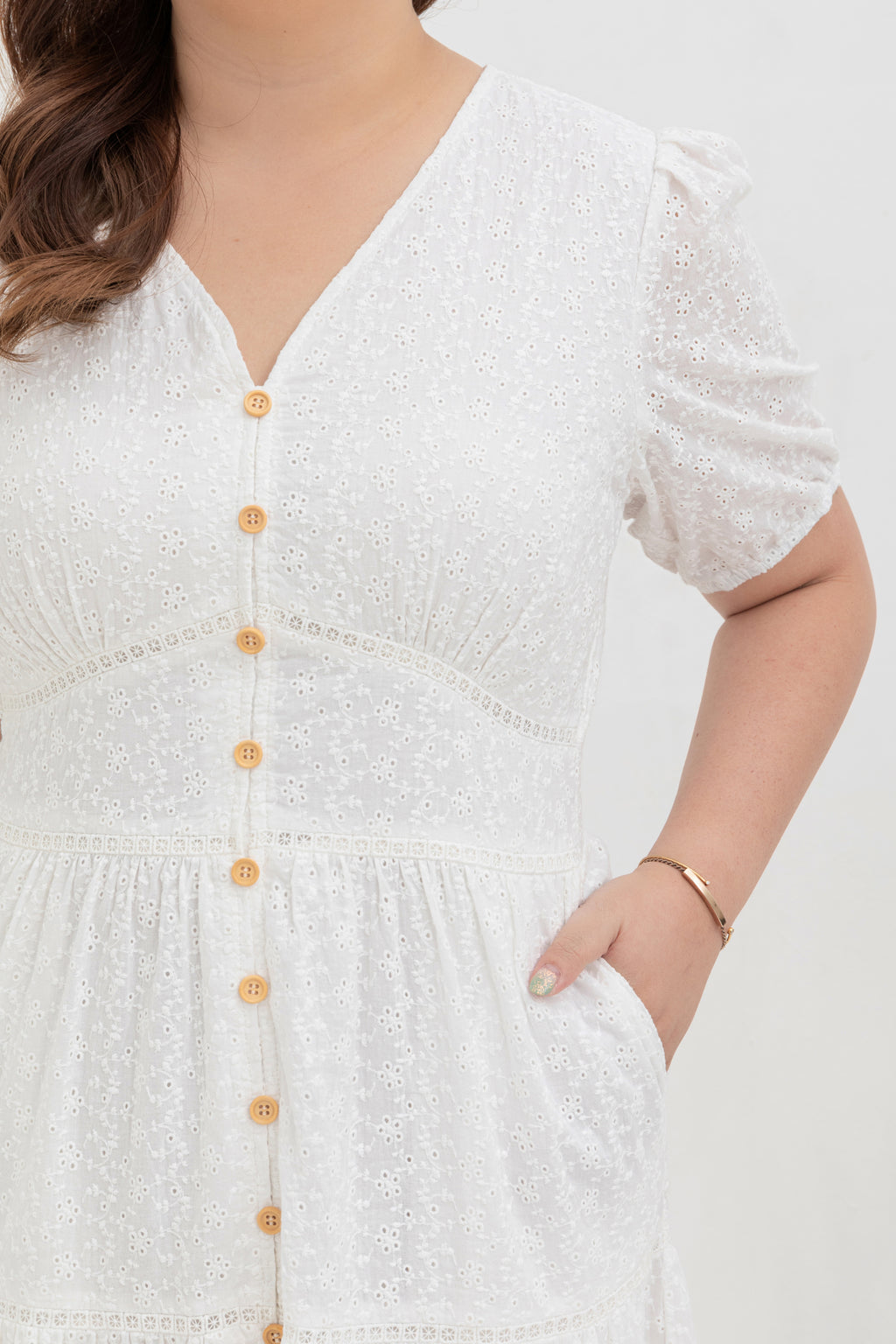 Embroidered Smocked Back Midi Dress (White)