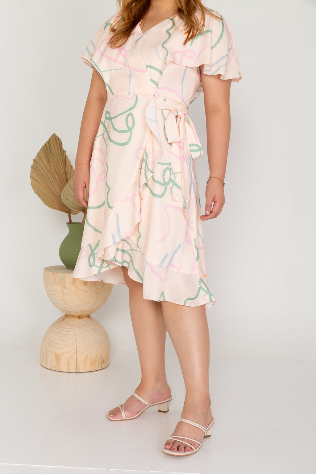 Flutter Sleeves Wrap Dress - (ELTWINE x AIRIN - Fields of the Valley)